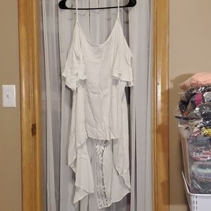 White high-low cold shoulder blouse